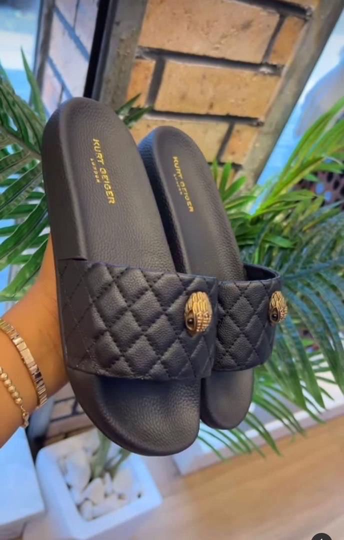 Kurt Geiger Slides – Contemporary Style Meets Unmatched Comfort
