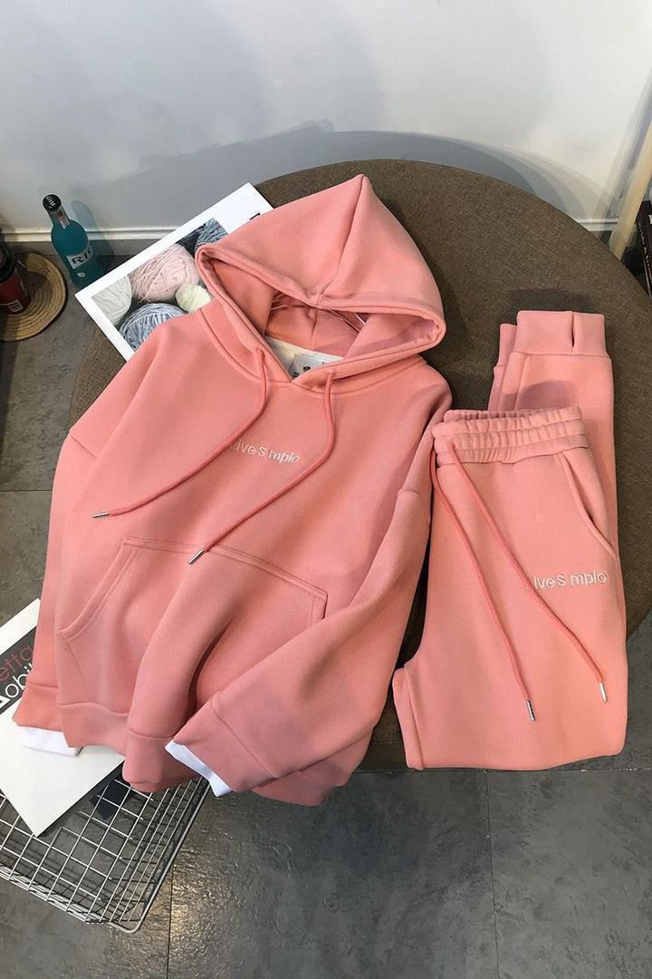 Two-Piece Hoodie Set – Effortless Style and Ultimate Comfort