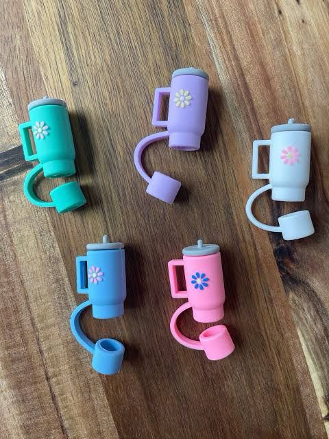 Stanley Straw Cover (Random) – Keep Your Drink Fresh and Spill-Free