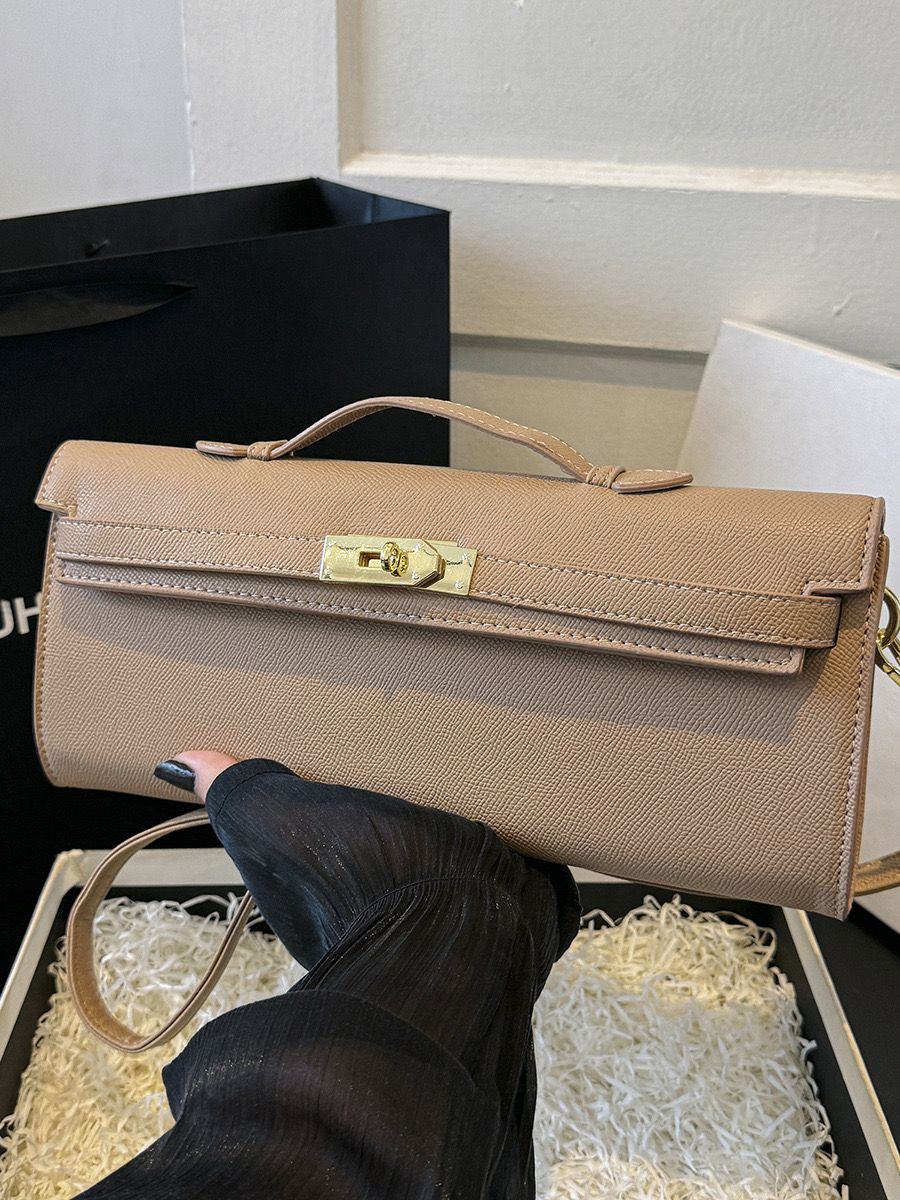 Chic & Affordable Everyday Bag - Style Meets Function