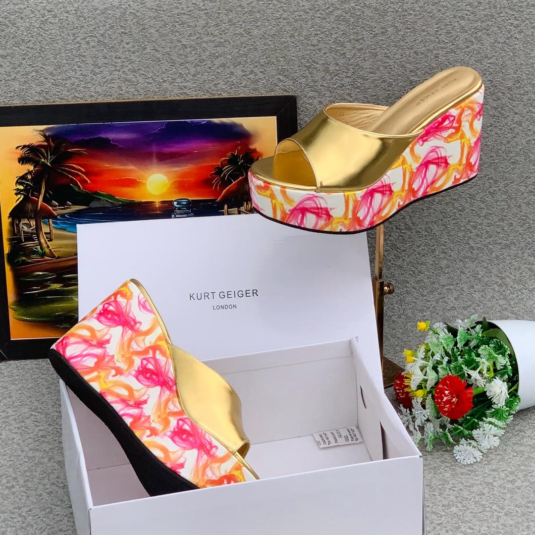 Kurt Geiger Wedge – Elevate Your Style with Sophistication