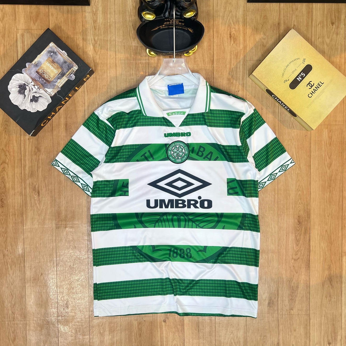 Celtic Retro Football Club Jersey - A Symbol of Tradition and Glory