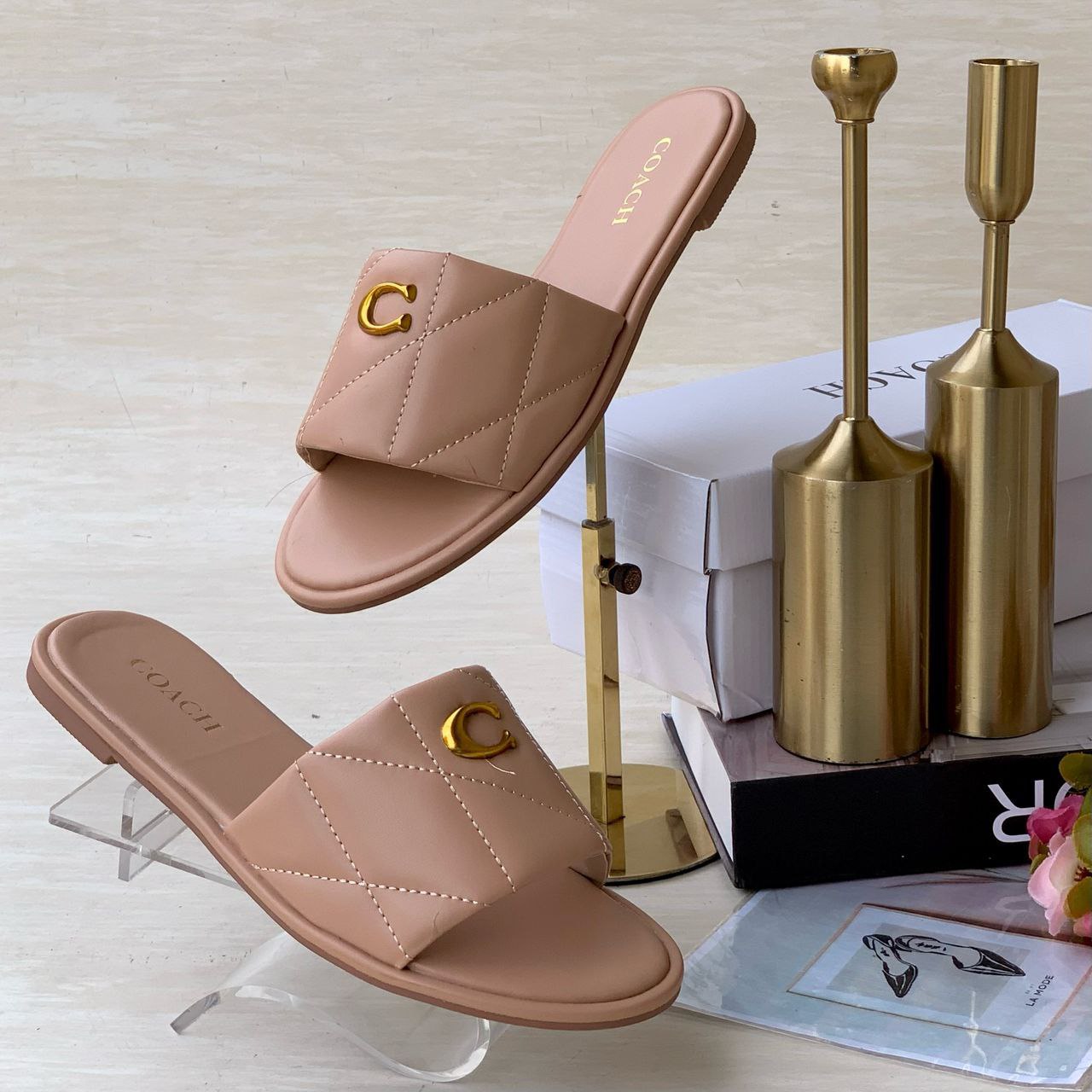 Coach-Inspired Slippers – Cozy Chic with a Touch of Luxury