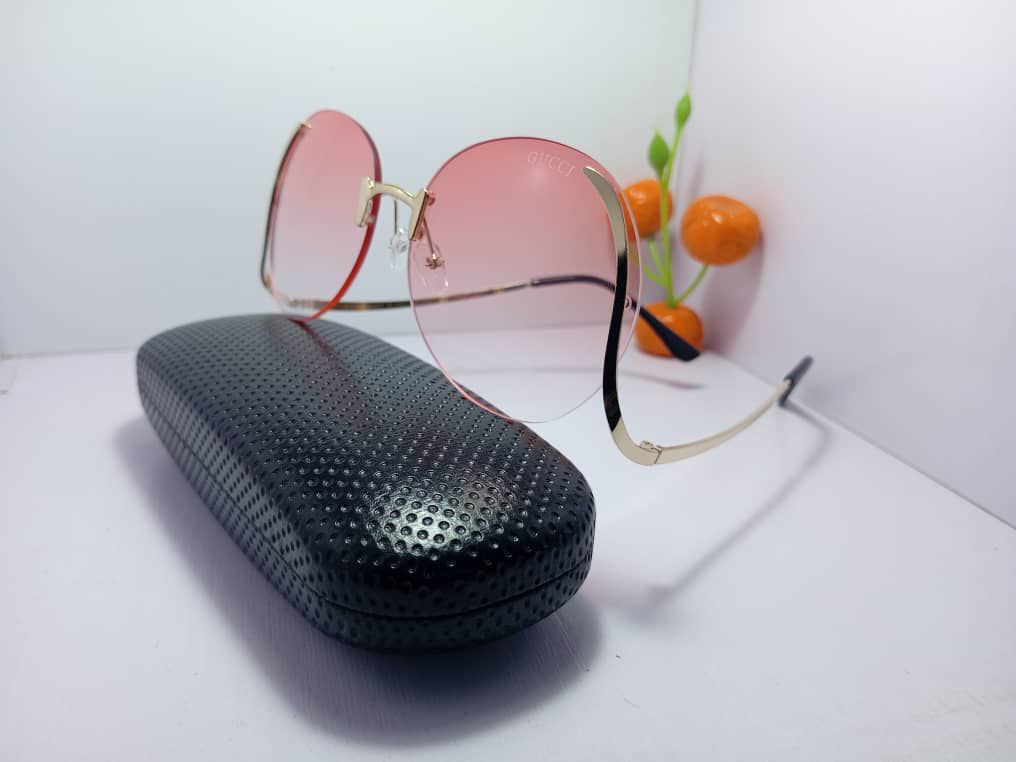 Gucci shades with Box