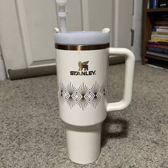 Stanley Quencher Deco Collection – Elevate Your Hydration Game