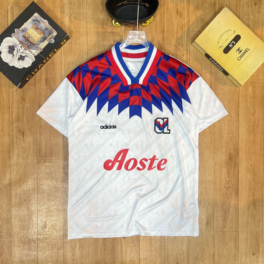 Olympique Lyon Retro Jersey - A Timeless Tribute to French Football