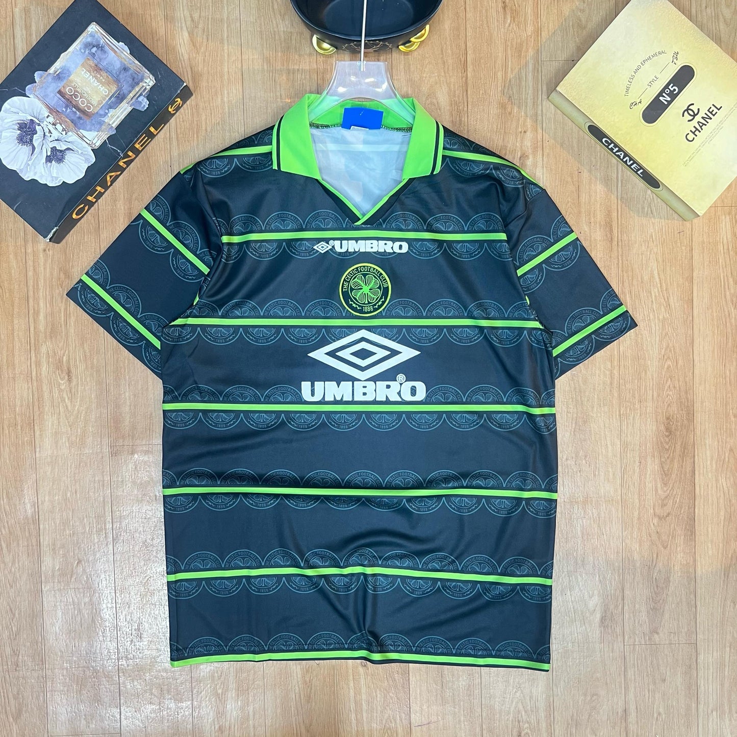Celtic Retro Football Club Jersey - A Symbol of Tradition and Glory