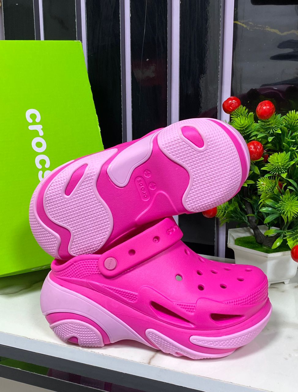 Bubble Crush Clogs – Fun, Fresh, and Super Comfy!