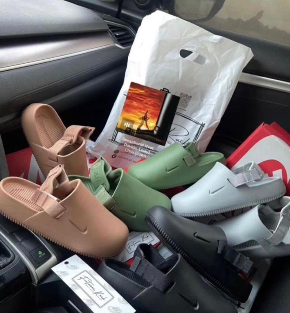 Nike Calm Mules – Effortless Comfort, Elevated Style