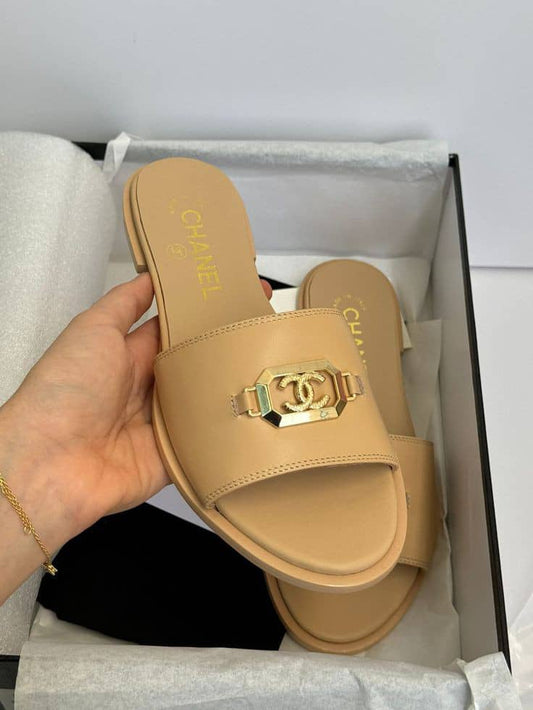 Chanel Slides – Effortless Elegance, Ultimate Comfort