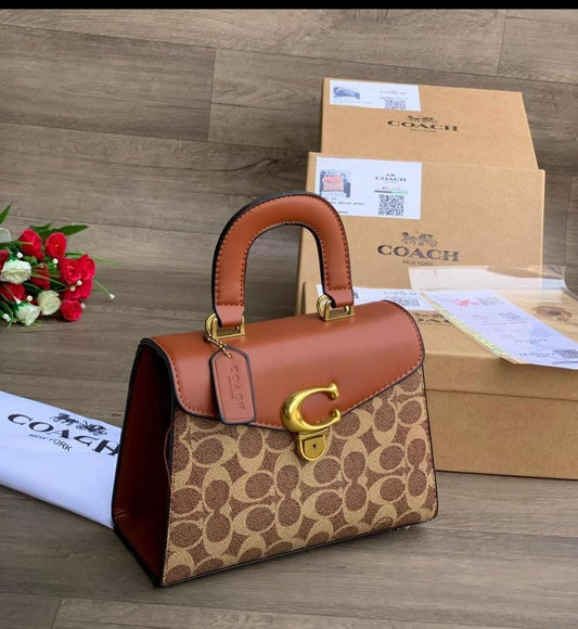 Luxe Chic Coach Bag – Timeless Style, Unmatched Quality