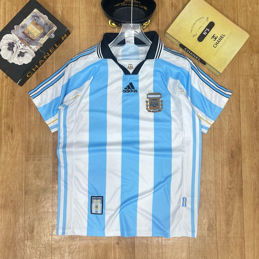Argentina Retro Jersey – A Tribute to Football Excellence