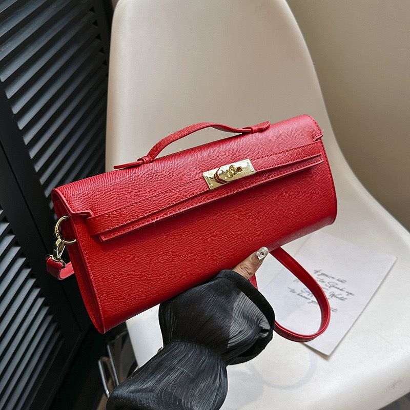Chic & Affordable Everyday Bag - Style Meets Function