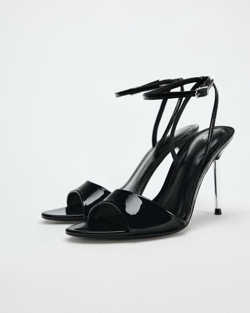 Zara Hill 2 – Sleek, Stylish, and Timeless