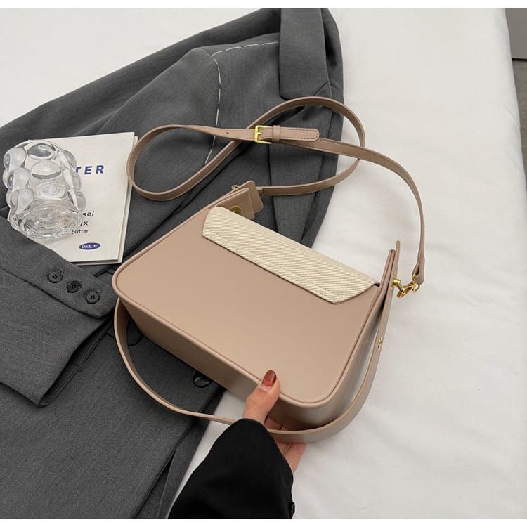 Cute Fashion Crossbody Bag – Style Meets Everyday Convenience