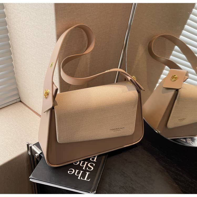 Cute Fashion Crossbody Bag – Style Meets Everyday Convenience
