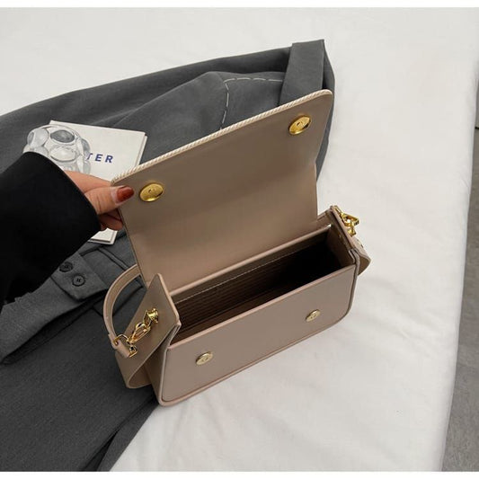 Cute Fashion Crossbody Bag – Style Meets Everyday Convenience
