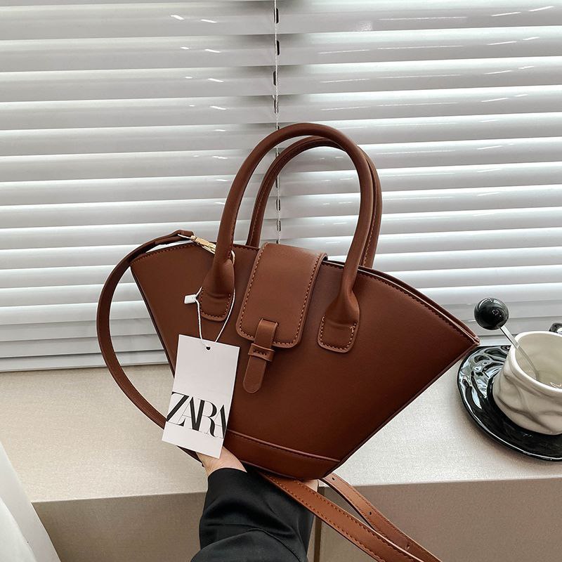 Zara Handbag – Effortless Style, Everyday Elegance