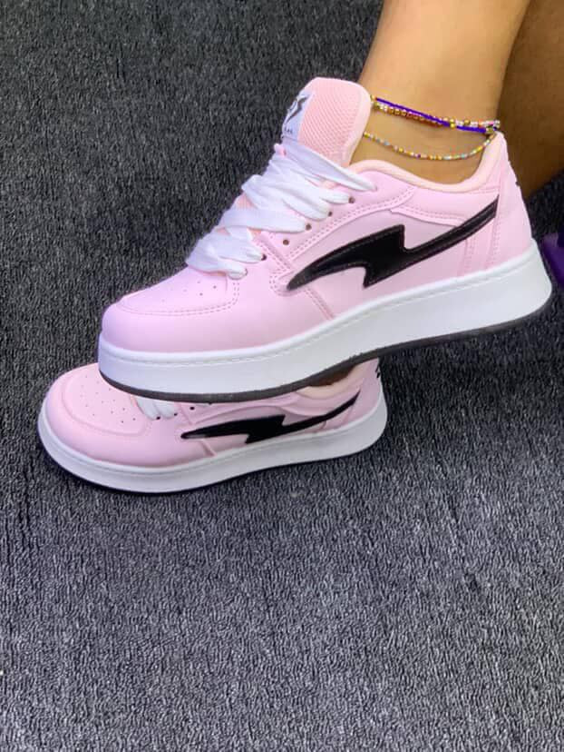 GD Sneakers – Bold, Street-Ready Style