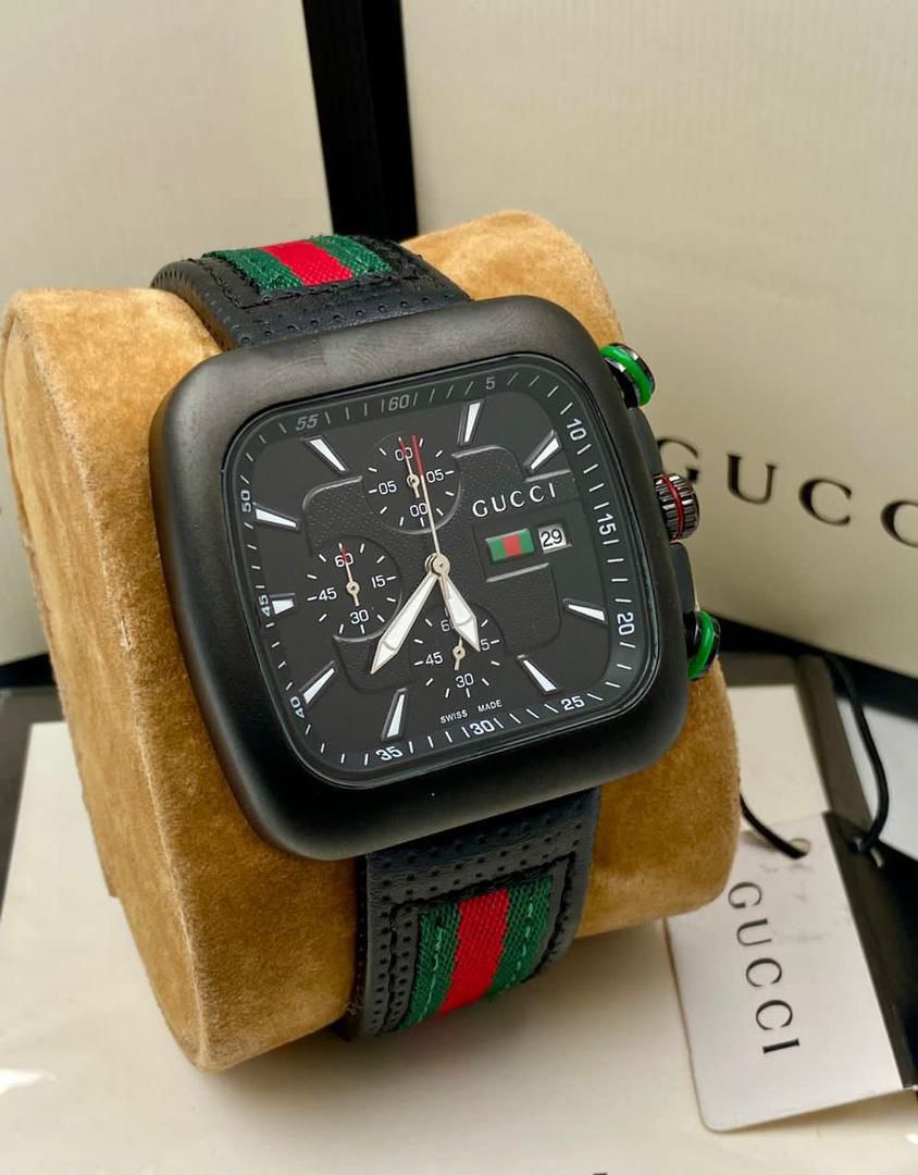 Gucci leather watch