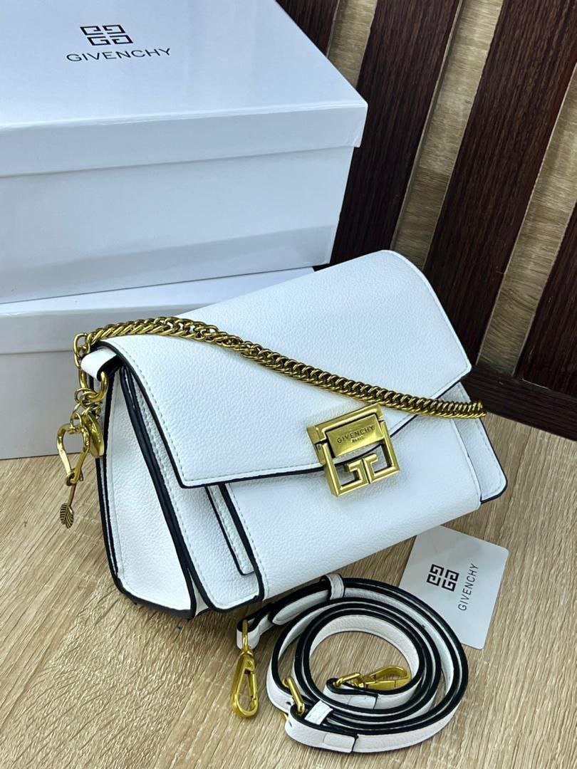 Givenchy Small Bag - Timeless Elegance